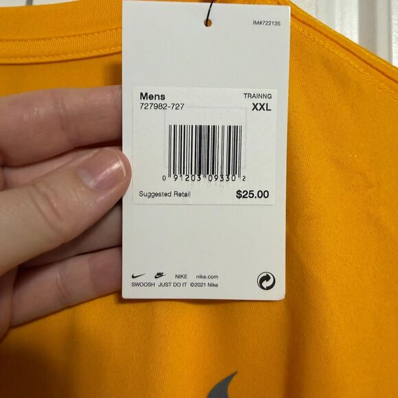 Nike North Dakota State Bison Football Shirt Men’s XXL Gold Polyester NWT - Picture 4 of 8